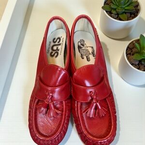 SAS Vibrant Red Leather Tassel Loafers NIB size 6N San Antonio Shoes